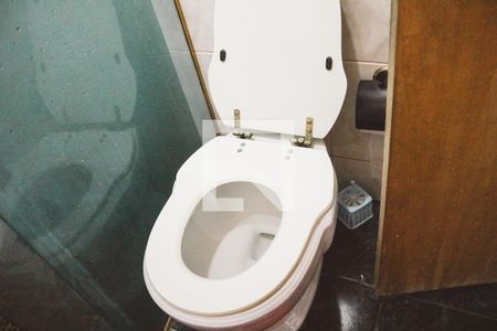 Casa à venda com 300m², 3 quartos e 8 vagasBanheiro