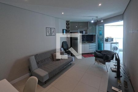 Sala e cozinha americana de apartamento para alugar com 1 quarto, 42m² em Gonzaga, Santos