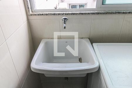 Apartamento para alugar com 131m², 2 quartos e 2 vagasCozinha e Área de Serviço