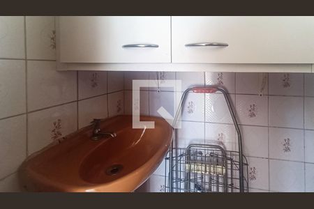 Casa à venda com 200m², 2 quartos e 3 vagasBanheiro de Serviço