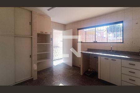 Casa à venda com 200m², 2 quartos e 3 vagasCozinha