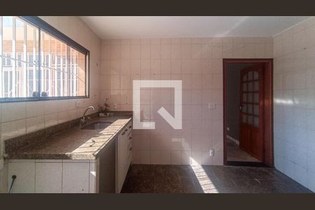 Casa à venda com 200m², 2 quartos e 3 vagasCozinha