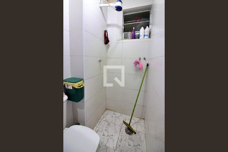 Apartamento à venda com 52m², 2 quartos e 1 vagaBanheiro Social