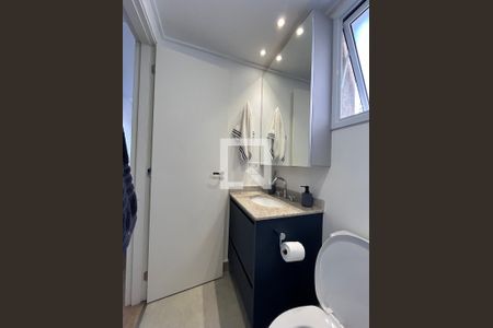 Apartamento para alugar com 67m², 2 quartos e 1 vaga Apartamento para alugar com 67m², 2 quartos e 1 vagaBanheiro da Suíte