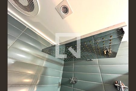 Apartamento para alugar com 67m², 2 quartos e 1 vaga Apartamento para alugar com 67m², 2 quartos e 1 vagaBanheiro Corredor