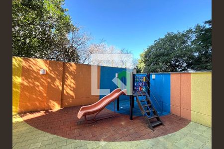 Apartamento para alugar com 67m², 2 quartos e 1 vaga Apartamento para alugar com 67m², 2 quartos e 1 vagaÁrea comum - Playground