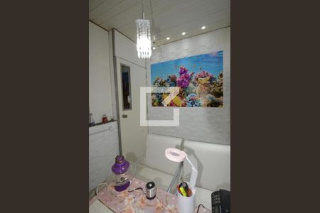 Sala 2 de kitnet/studio para alugar com 1 quarto, 30m² em Irajá , Rio de Janeiro