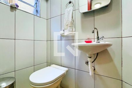 Casa à venda com 162m², 3 quartos e 2 vagas Casa à venda com 162m², 3 quartos e 2 vagasBanheiro de serviço