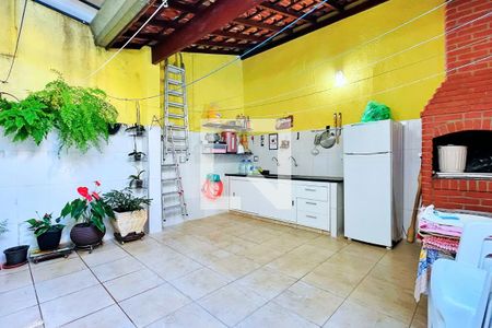 Casa à venda com 162m², 3 quartos e 2 vagas Casa à venda com 162m², 3 quartos e 2 vagasÁrea da Churrasqueira