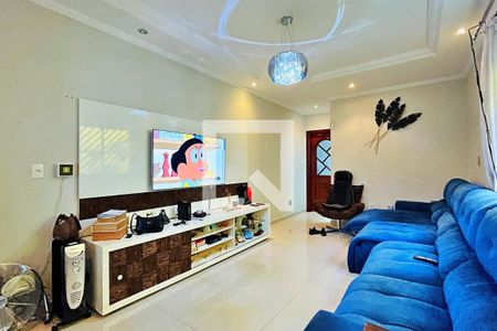 Casa à venda com 162m², 3 quartos e 2 vagas Casa à venda com 162m², 3 quartos e 2 vagasSala