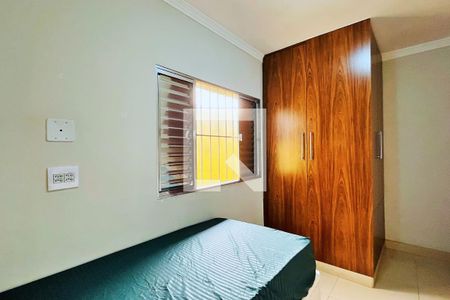 Casa à venda com 162m², 3 quartos e 2 vagas Casa à venda com 162m², 3 quartos e 2 vagasQuarto 1