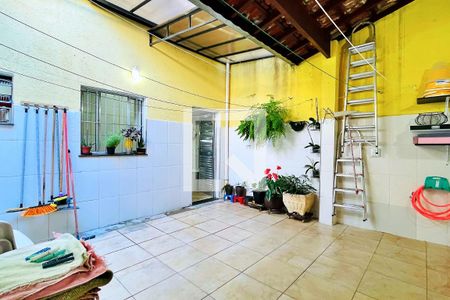 Casa à venda com 162m², 3 quartos e 2 vagas Casa à venda com 162m², 3 quartos e 2 vagasÁrea da Churrasqueira