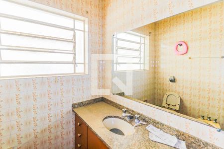 Casa à venda com 150m², 3 quartos e 2 vagasBanheiro