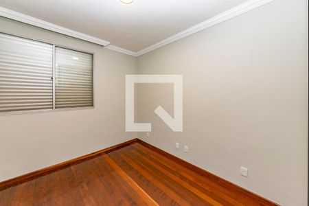 Apartamento à venda com 440m², 4 quartos e 3 vagasQuarto 2