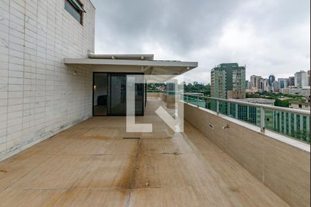 Apartamento à venda com 440m², 4 quartos e 3 vagasVaranda