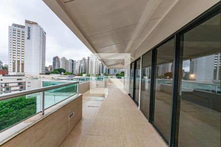 Apartamento à venda com 440m², 4 quartos e 3 vagasVaranda