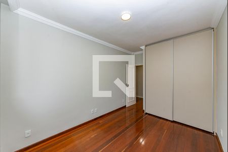 Apartamento à venda com 440m², 4 quartos e 3 vagasQuarto 3