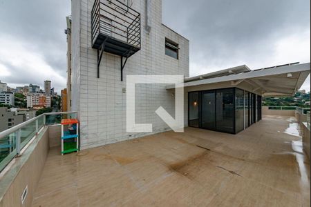 Apartamento à venda com 440m², 4 quartos e 3 vagasVaranda