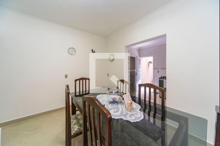 Casa à venda com 125m², 3 quartos e 2 vagas Casa à venda com 125m², 3 quartos e 2 vagasCopa