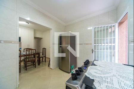 Casa à venda com 125m², 3 quartos e 2 vagas Casa à venda com 125m², 3 quartos e 2 vagasCozinha