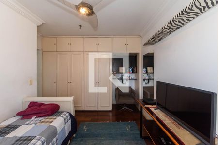 Apartamento à venda com 150m², 3 quartos e 2 vagas Apartamento à venda com 150m², 3 quartos e 2 vagasSuíte 1