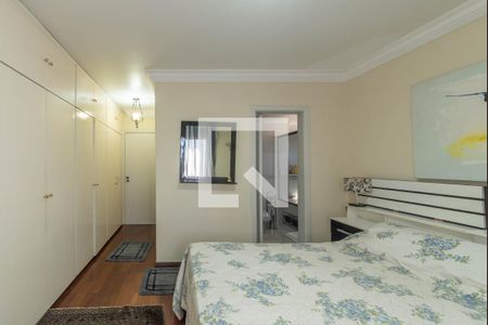 Apartamento à venda com 150m², 3 quartos e 2 vagas Apartamento à venda com 150m², 3 quartos e 2 vagasSuíte 2