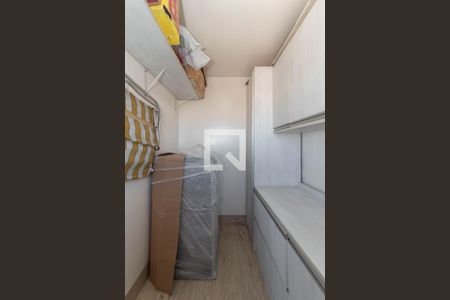 Apartamento à venda com 150m², 3 quartos e 2 vagas Apartamento à venda com 150m², 3 quartos e 2 vagasQuarto de Serviço