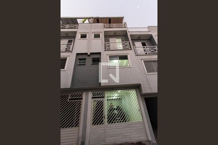 Casa de condomínio à venda com 113m², 3 quartos e 2 vagas Casa de condomínio à venda com 113m², 3 quartos e 2 vagasFachada