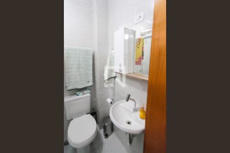 Casa de condomínio à venda com 113m², 3 quartos e 2 vagas Casa de condomínio à venda com 113m², 3 quartos e 2 vagasBanheiro da Suite