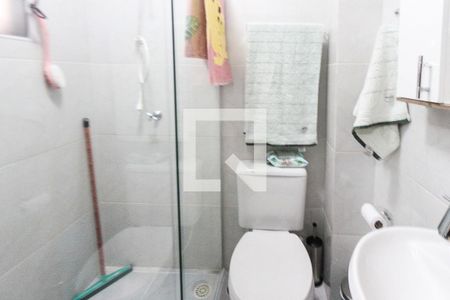 Casa de condomínio à venda com 113m², 3 quartos e 2 vagas Casa de condomínio à venda com 113m², 3 quartos e 2 vagasBanheiro da Suite