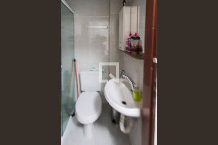 Casa de condomínio à venda com 113m², 3 quartos e 2 vagas Casa de condomínio à venda com 113m², 3 quartos e 2 vagasBanheiro da Suite 02