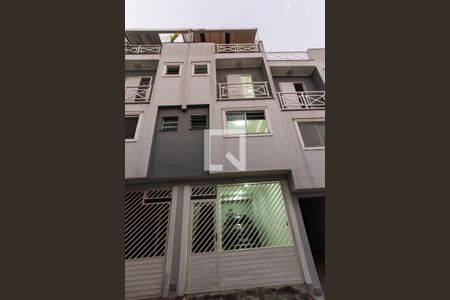 Casa de condomínio à venda com 113m², 3 quartos e 2 vagas Casa de condomínio à venda com 113m², 3 quartos e 2 vagasFachada