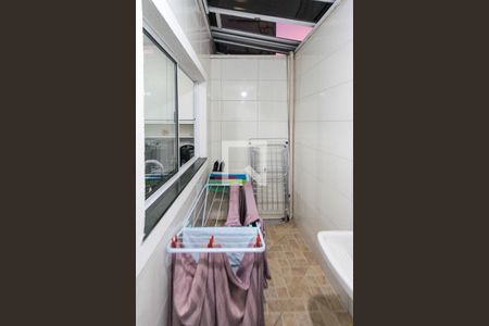 Casa de condomínio à venda com 113m², 3 quartos e 2 vagas Casa de condomínio à venda com 113m², 3 quartos e 2 vagasÁrea de Serviço