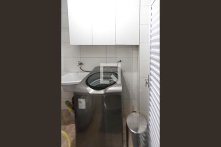 Casa de condomínio à venda com 113m², 3 quartos e 2 vagas Casa de condomínio à venda com 113m², 3 quartos e 2 vagasÁrea de Serviço