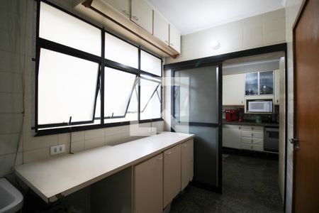 Apartamento à venda com 170m², 3 quartos e 3 vagasÁrea de Serviço