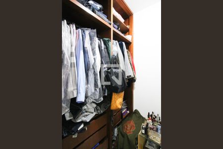Apartamento à venda com 170m², 3 quartos e 3 vagasCloset da Suíte 