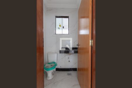 Casa à venda com 150m², 3 quartos e 2 vagasLavabo