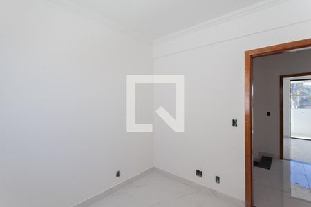 Casa à venda com 150m², 3 quartos e 2 vagasQuarto 2