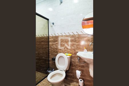 Casa à venda com 350m², 3 quartos e 3 vagas Casa à venda com 350m², 3 quartos e 3 vagasBanheiro da Sala 2