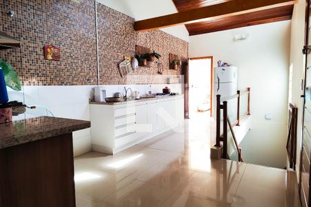 Casa à venda com 350m², 3 quartos e 3 vagas Casa à venda com 350m², 3 quartos e 3 vagasCozinha 2