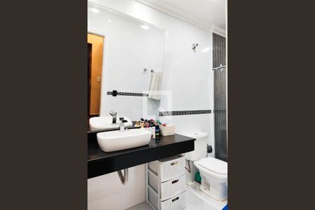 Casa à venda com 350m², 3 quartos e 3 vagas Casa à venda com 350m², 3 quartos e 3 vagasBanheiro da Suite 1