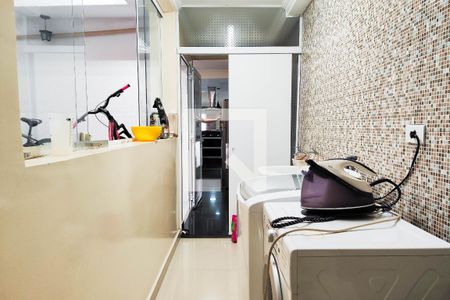 Casa à venda com 350m², 3 quartos e 3 vagas Casa à venda com 350m², 3 quartos e 3 vagasÁrea de Serviço