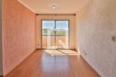 Sala de apartamento para alugar com 3 quartos, 64m² em Jardim Jaqueline, São Paulo