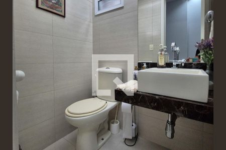 Apartamento à venda com 180m², 3 quartos e 3 vagas Apartamento à venda com 180m², 3 quartos e 3 vagasBanheiro