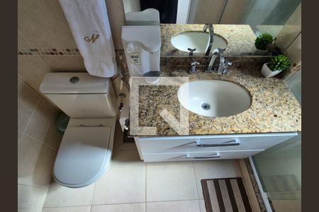 Apartamento à venda com 180m², 3 quartos e 3 vagasBanheiro Escritório