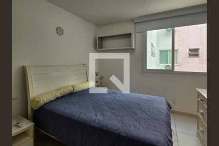 Apartamento à venda com 180m², 3 quartos e 3 vagas Apartamento à venda com 180m², 3 quartos e 3 vagasQuarto