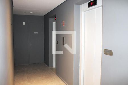 Studio à venda com 38m², 1 quarto e sem vagaElevador