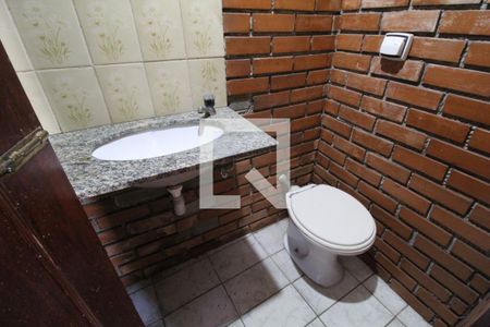 Casa de condomínio à venda com 300m², 4 quartos e 4 vagasChurrasqueira - Banheiro
