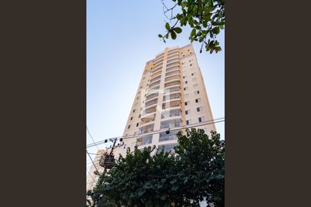 Apartamento à venda com 75m², 3 quartos e 2 vagasFachada