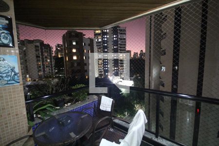 Apartamento à venda com 300m², 5 quartos e 4 vagasVaranda da Sala